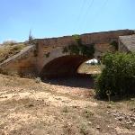 El antiguo trazado de la N-430 sobre el puente Lais�n en Bonete (Albacete)
